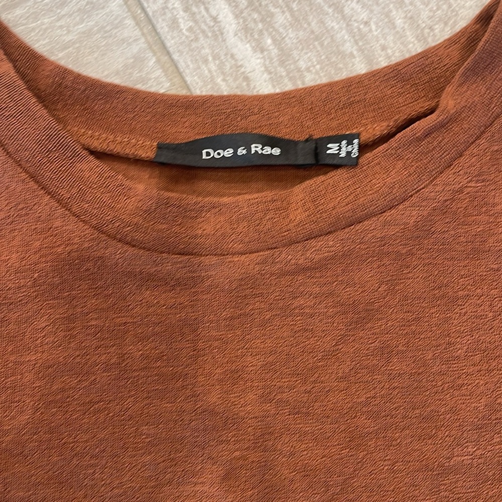 Doe and Rae sweater - Picture 2 of 3